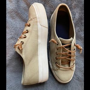 Sperry Sneaker